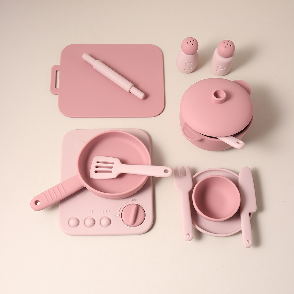 Kids Outdoor Kitchen Set - مجموعة ألعاب طهي من السيليكون مكونة
