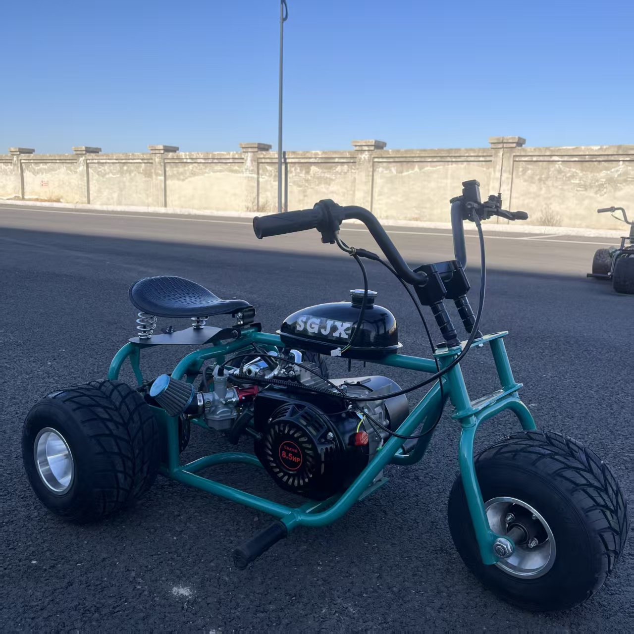 Go Kart Pedal Kids - دراجة نارية كلاسيكية خضراء داكنة بثلاث
