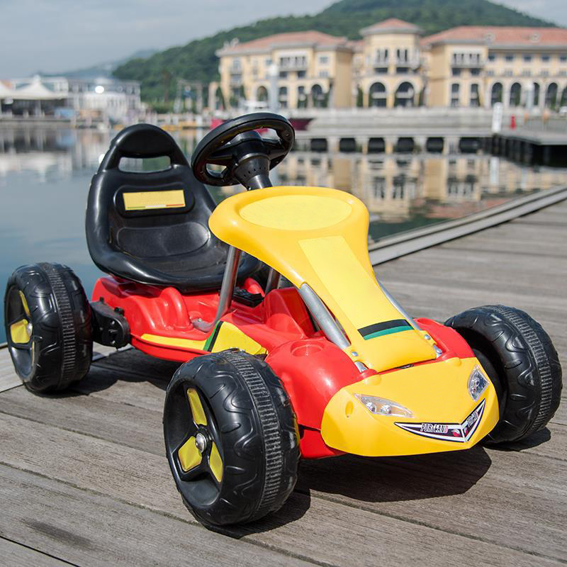 عربة كهربائية بدواسات، لعبة رب - مراجعة Go Kart Pedal Kids وسعره