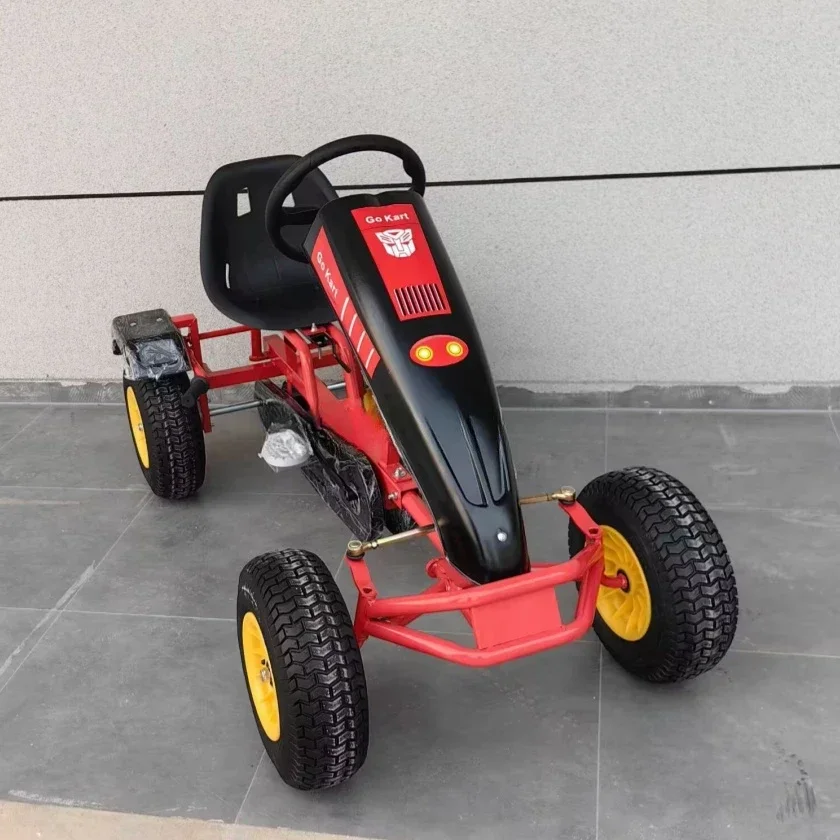 عربة أطفال بدواسات متينة للطرق - مراجعة Go Kart Pedal Kids وسعره
