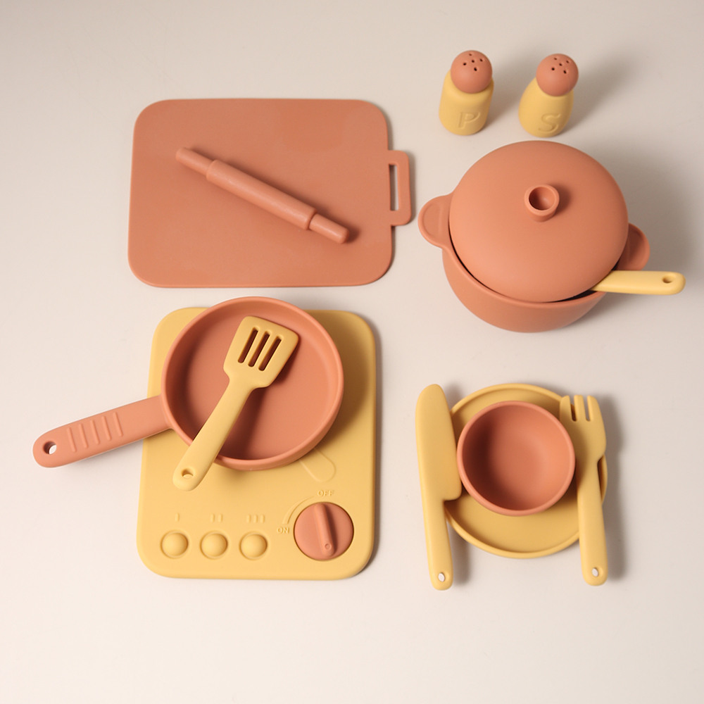 مجموعة ألعاب طهي من السيليكون  - مراجعة Kids Outdoor Kitchen Set وسعره