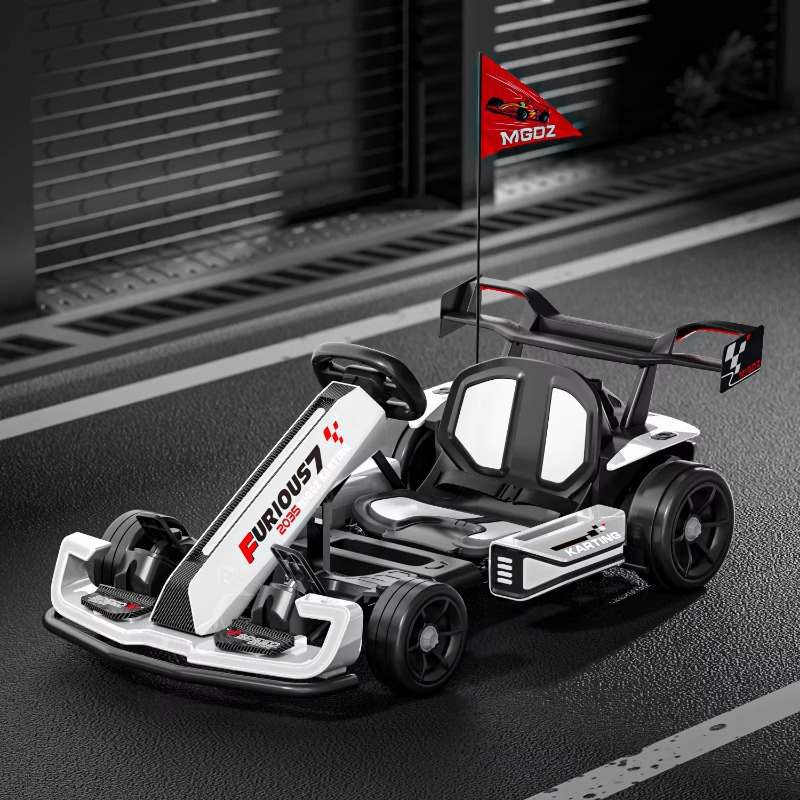 عربة سباق كهربائية للأطفال تعم - مراجعة Go Kart Pedal Kids وسعره